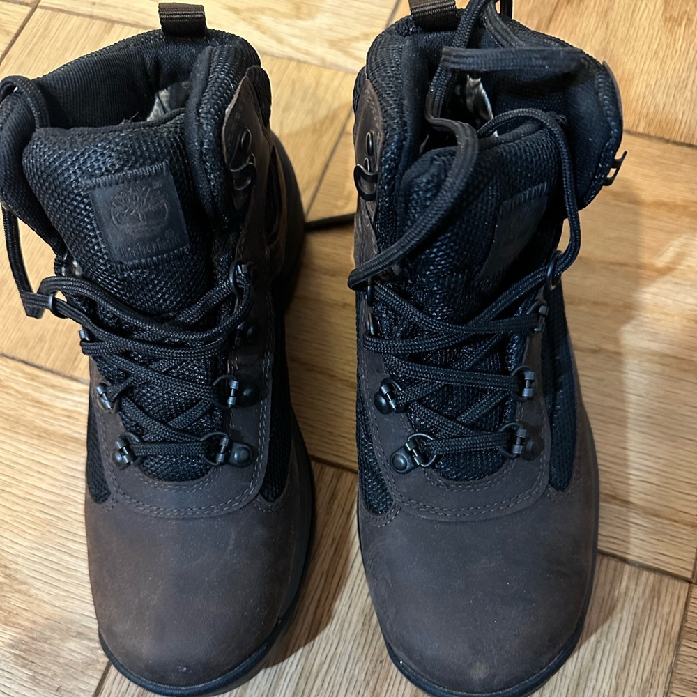 Timberland women’s boots brown